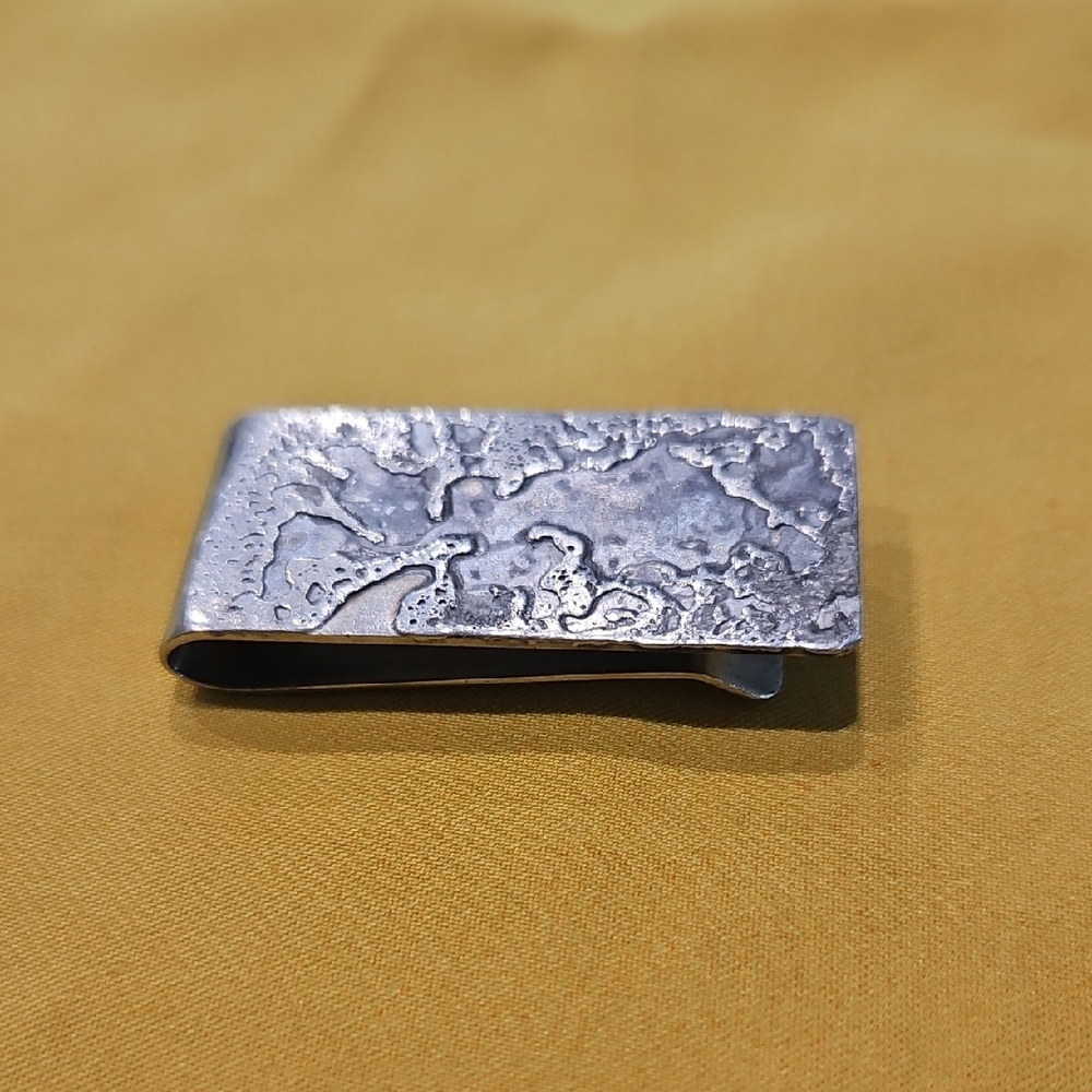 Silver or Silver Like (Unmarked) Vintage Textured Money Clip
